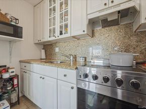 855 E Broadway 4G, Long Beach NY 11561