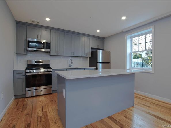 7036 70th Street, Glendale NY 11385