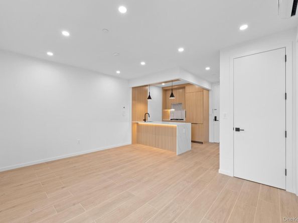 366 Harman Street 3R, Brooklyn NY 11237