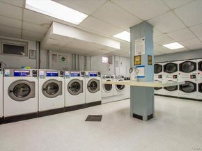 279 N Broadway 6C, Yonkers NY 10701