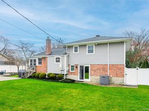 6 Simmons Drive, East Islip NY 11730