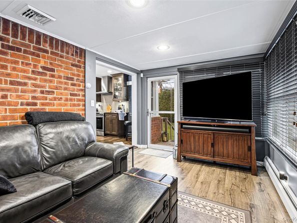 6 Simmons Drive, East Islip NY 11730