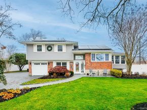 6 Simmons Drive, East Islip NY 11730