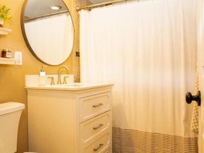 4 Galaxie Lane, Selden NY 11784