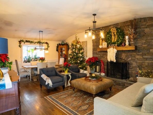 4 Galaxie Lane, Selden NY 11784