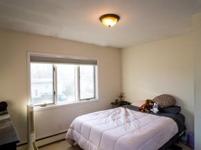 4 Galaxie Lane, Selden NY 11784