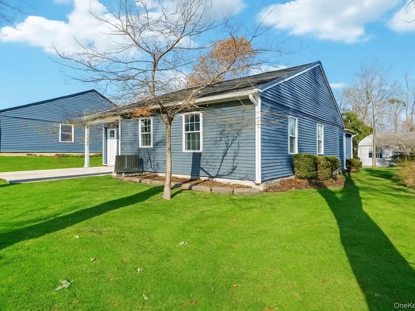 195 Canterbury Drive, Ridge NY 11961