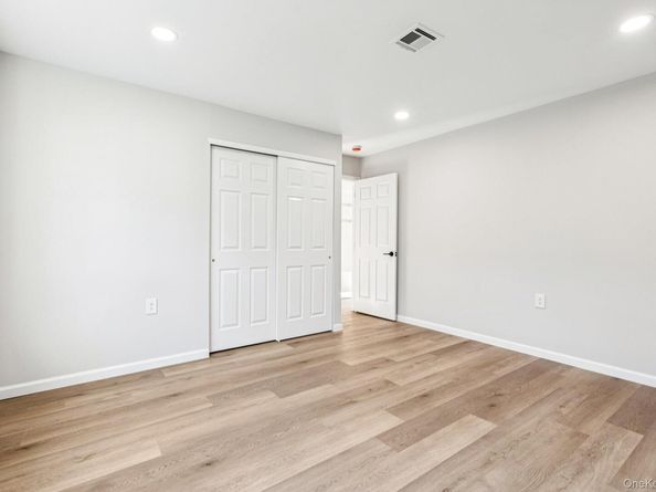 195 Canterbury Drive, Ridge NY 11961