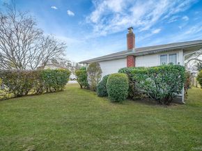 126 W 3rd Street, Deer Park NY 11729
