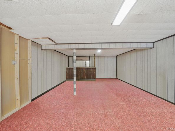 126 W 3rd Street, Deer Park NY 11729