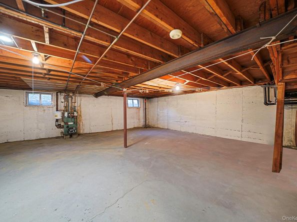 126 W 3rd Street, Deer Park NY 11729