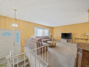 126 W 3rd Street, Deer Park NY 11729