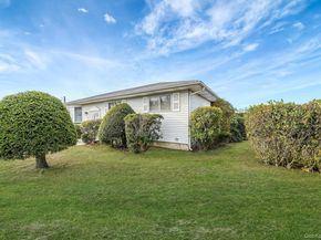 126 W 3rd Street, Deer Park NY 11729