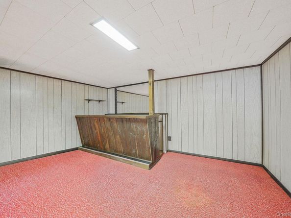 126 W 3rd Street, Deer Park NY 11729