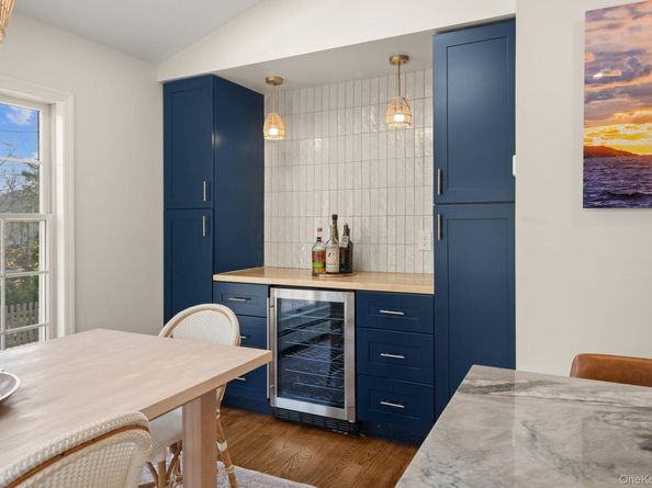 3 Kew Court, Huntington NY 11743