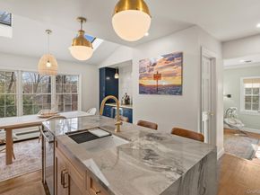 3 Kew Court, Huntington NY 11743