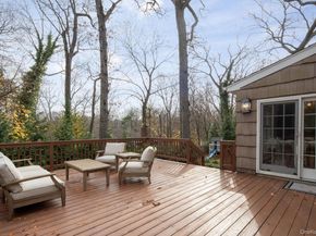 3 Kew Court, Huntington NY 11743