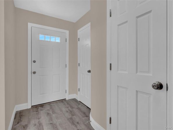 815 Franklin Avenue 4, Franklin Square NY 11010