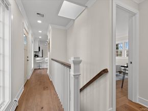 27 Valley Avenue, Locust Valley NY 11560