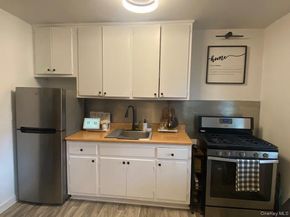 260-40 73rd. Avenue 1st floor, Glen Oaks NY 11004