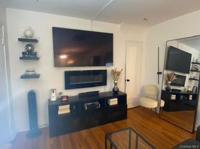 260-40 73rd. Avenue 1st floor, Glen Oaks NY 11004