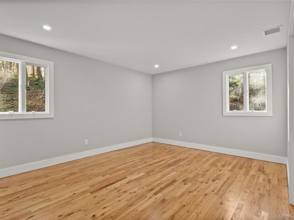 142 Crooked Hill Road, Huntington Station NY 11743