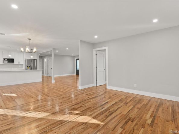 142 Crooked Hill Road, Huntington Station NY 11743