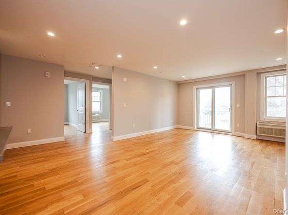 661 W Broadway 604, Long Beach NY 11561