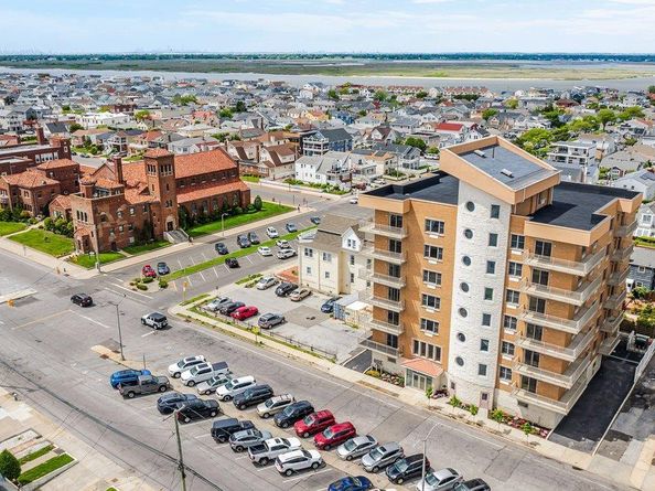 661 W Broadway 604, Long Beach NY 11561