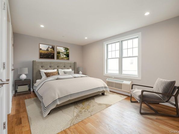 661 W Broadway 604, Long Beach NY 11561