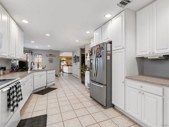 11 Moran Court, Manorville NY 11949