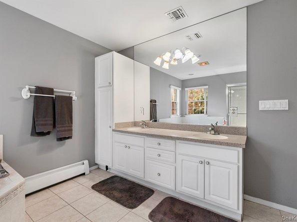 11 Moran Court, Manorville NY 11949