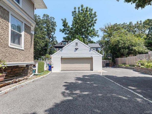 315 Seneca Avenue, Mount Vernon NY 10553