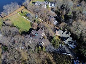 5 Cedar Lane, Glen Cove NY 11542