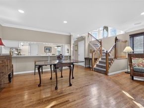 1 Parkridge Court, Huntington NY 11743