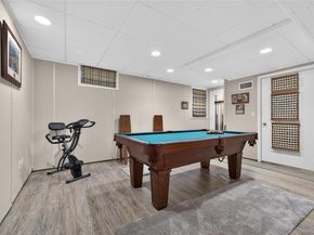 1 Parkridge Court, Huntington NY 11743