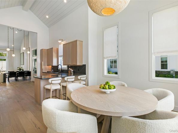 81 Juniper Lane 25, Yaphank NY 11980