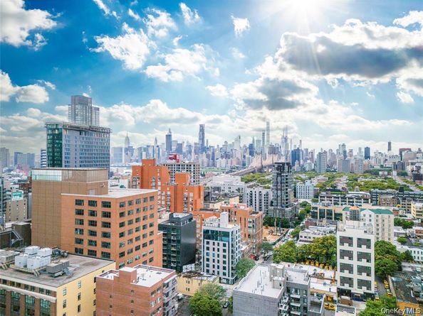 4104 27th Street 8C, Long Island City NY 11101