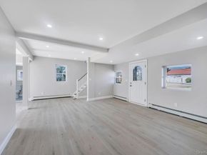 4 W Lido Prom, Lindenhurst NY 11757