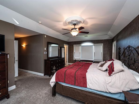 74 Broadway, Bethpage NY 11714