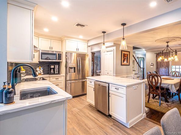 74 Broadway, Bethpage NY 11714