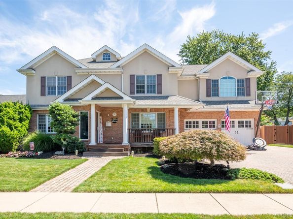 74 Broadway, Bethpage NY 11714