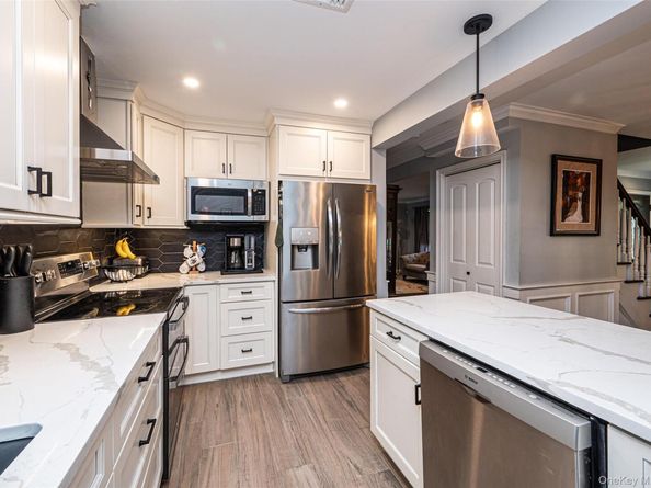 74 Broadway, Bethpage NY 11714