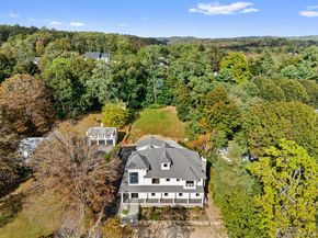 22 Whippoorwill Road E, Armonk NY 10504