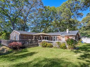 4 Model Court, Rocky Point NY 11778