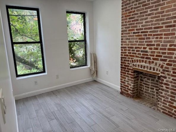 186 Howard Avenue, Brooklyn NY 11233