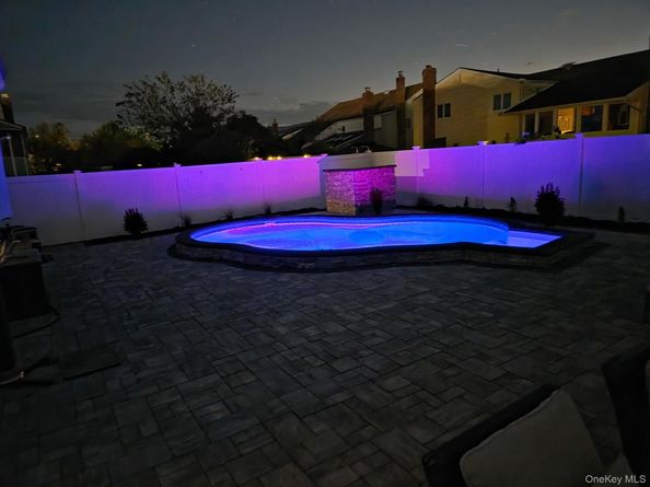 3930 Jane Lane, Oceanside NY 11572