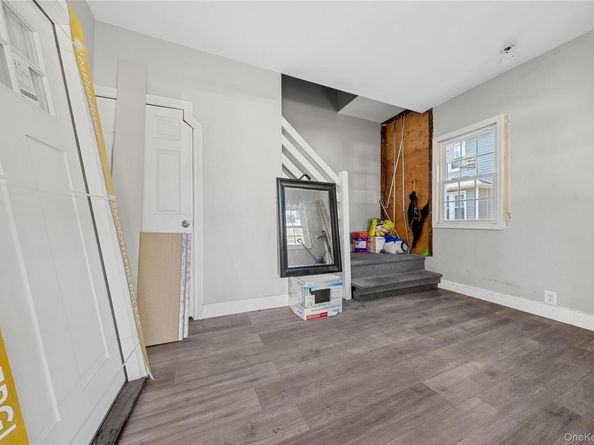 84 E 9th Street, Huntington Station NY 11746