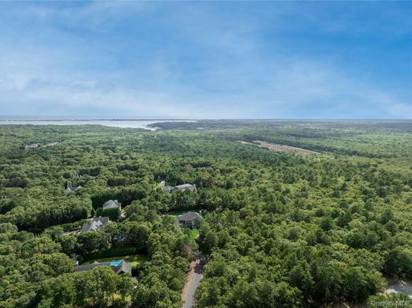 6 Clara Drive, East Quogue NY 11942