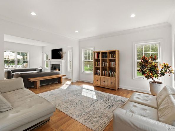 6 Clara Drive, East Quogue NY 11942